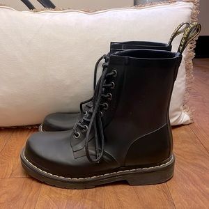 Dr Martens Boots